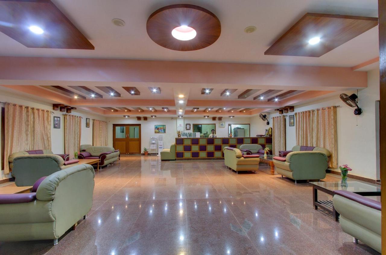 Bāgalkot Kanthi Resorts Badami מראה חיצוני תמונה
