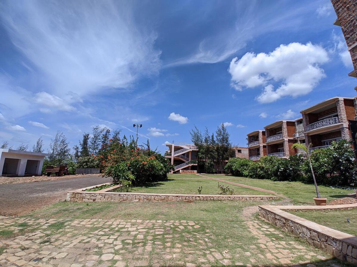 Bāgalkot Kanthi Resorts Badami מראה חיצוני תמונה