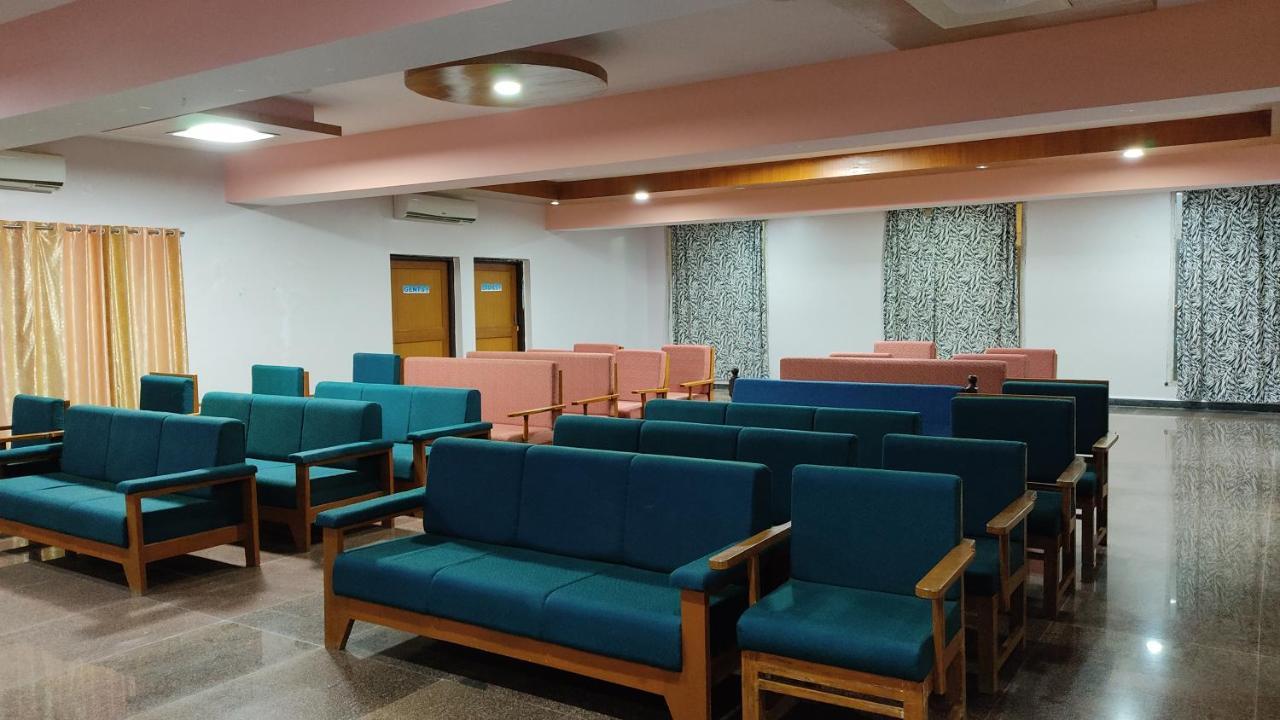 Bāgalkot Kanthi Resorts Badami מראה חיצוני תמונה