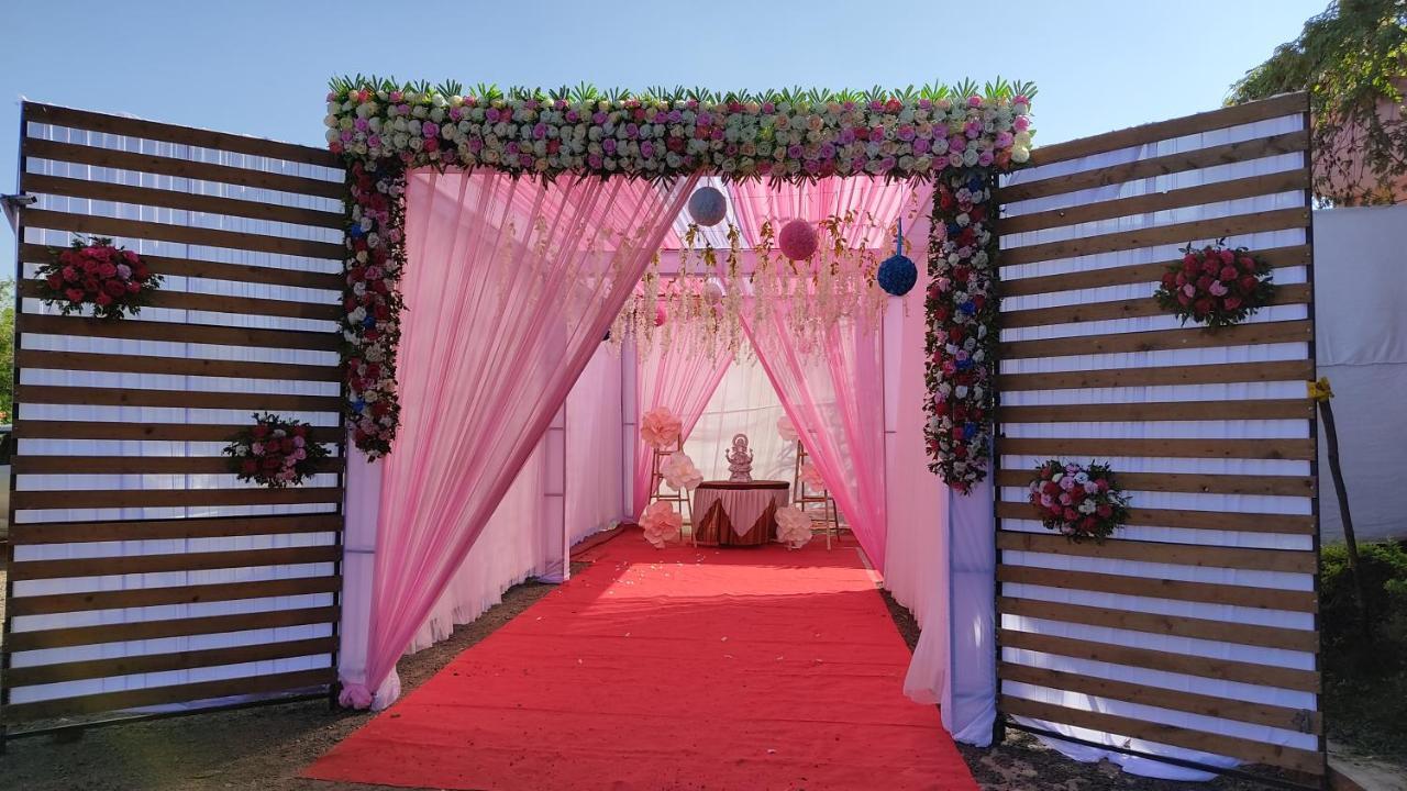 Bāgalkot Kanthi Resorts Badami מראה חיצוני תמונה