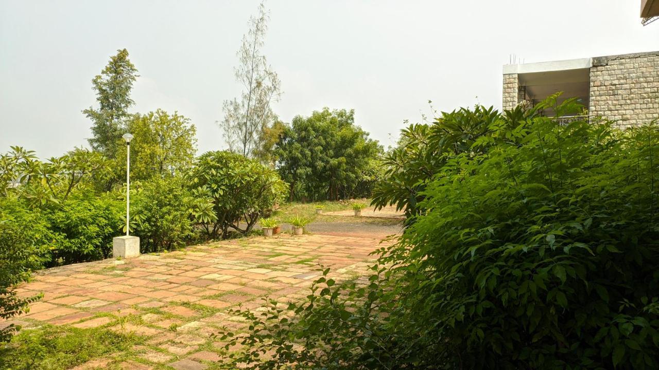 Bāgalkot Kanthi Resorts Badami מראה חיצוני תמונה