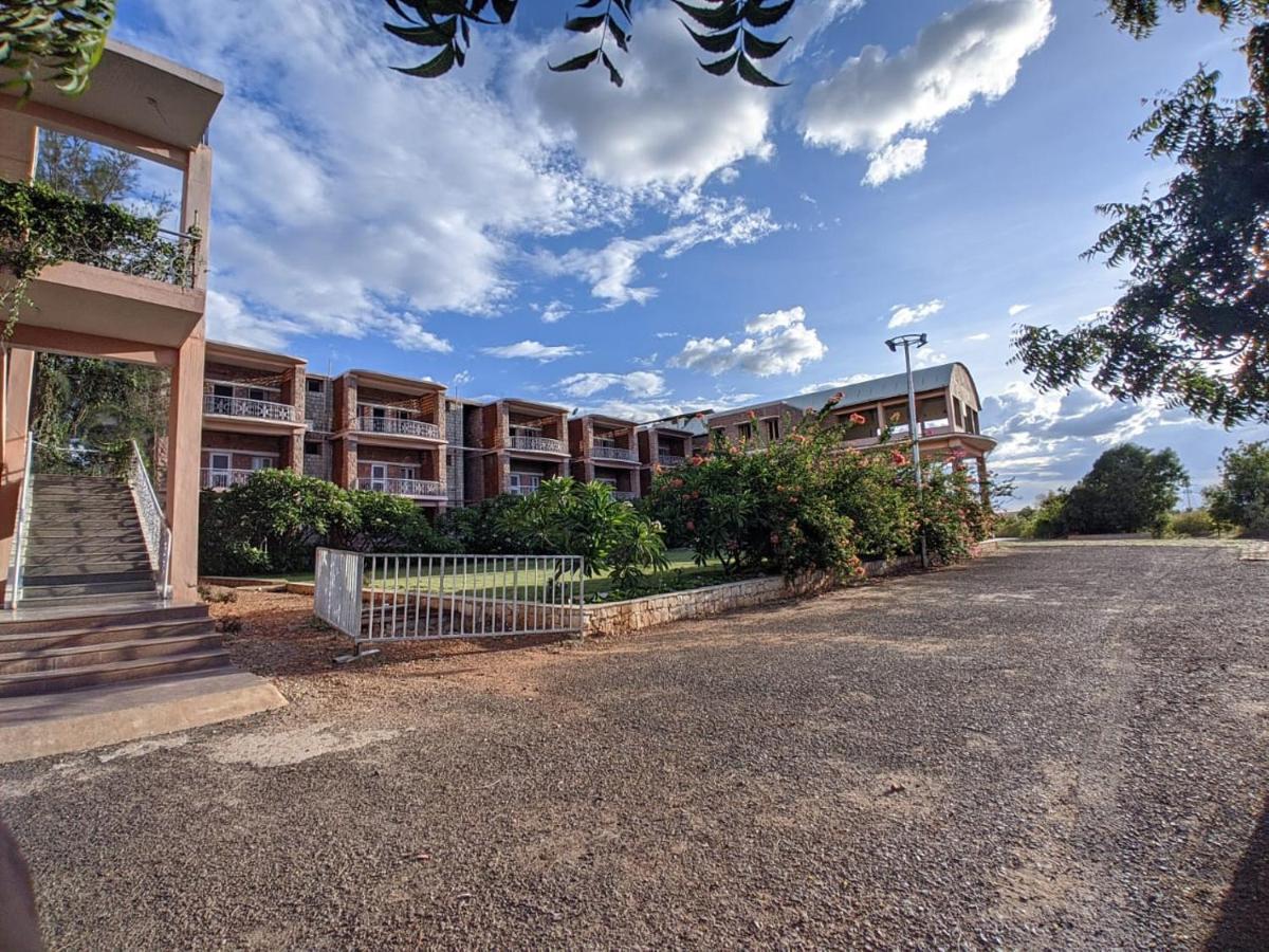 Bāgalkot Kanthi Resorts Badami מראה חיצוני תמונה